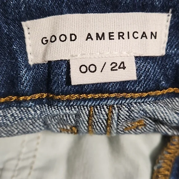 NWT Good American Denim Shorts - Picture 7 of 12